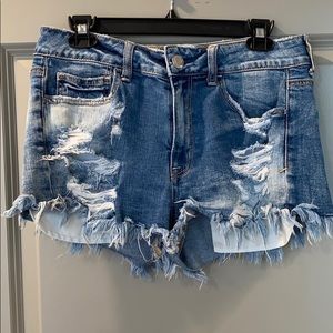 American Eagle High Rise Distressed Denim Short 10